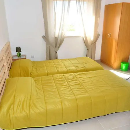 Residencia Astramar Bed and Breakfast *
